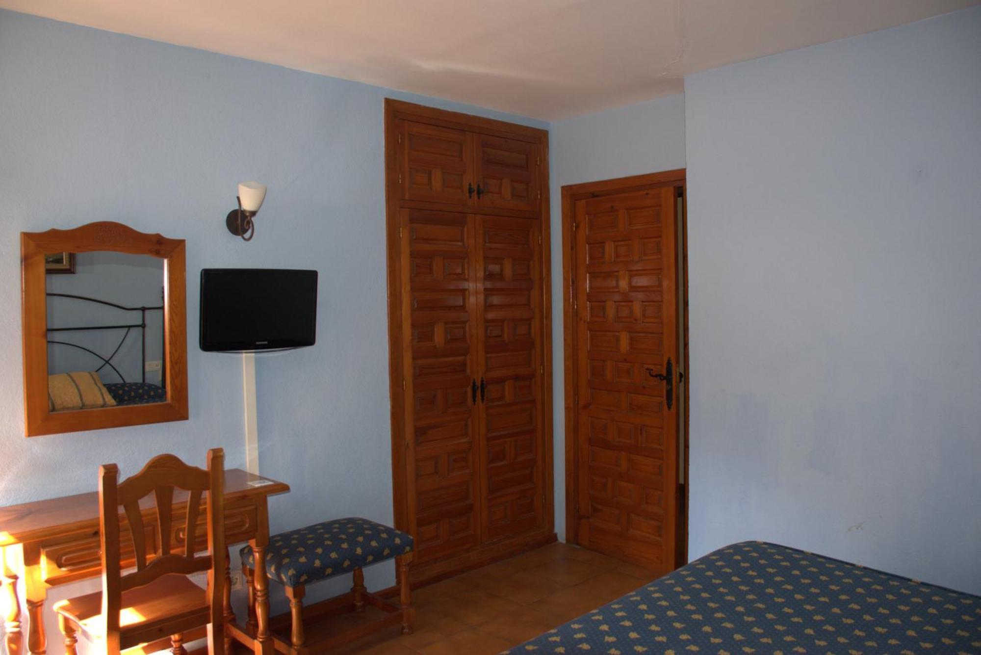 Hotel El Refugio De Juanar Охен Номер фото